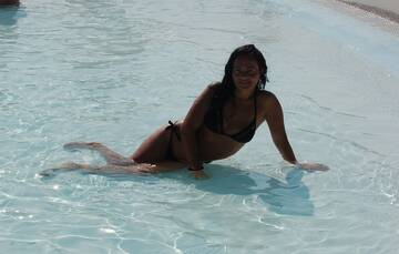 Public Photo of sexyelly