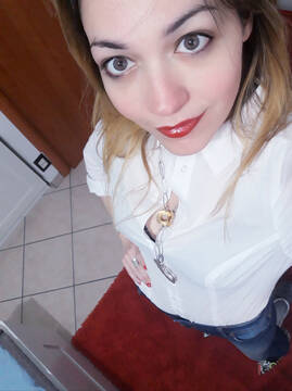 Public Photo of Leleny