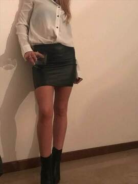 Public Photo of DollysexyBlonde