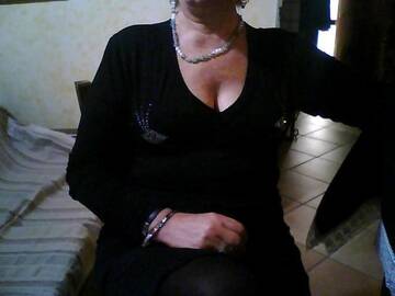 Public Photo of sexmaturaxx